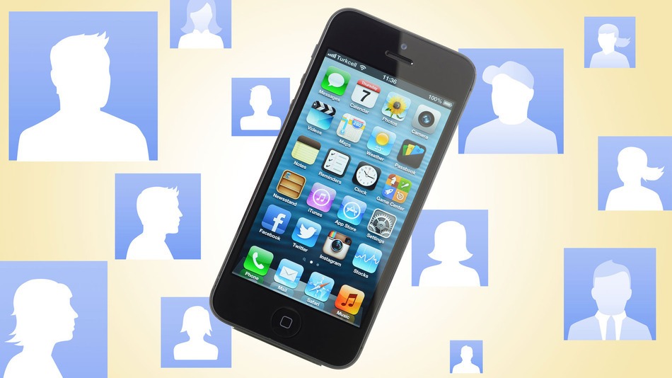 Sincronizzare i contatti e altre informazioni con iPod touch, iPhone o iPad