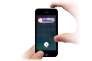 1464697117-1489-iphone-that-fell-in-water-4